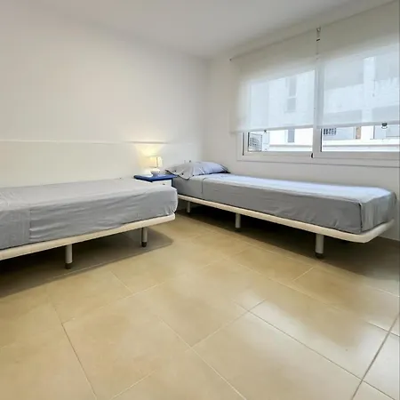 Cozy Near Tossa 2 *
